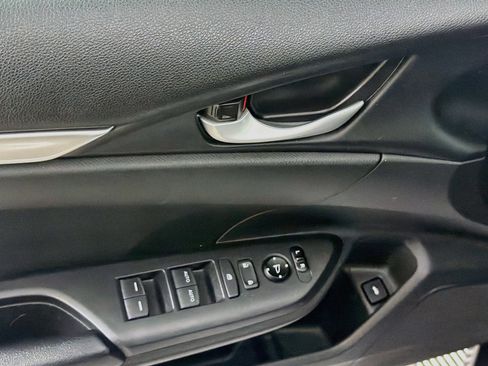 Used 2020 Honda Civic Sport image 15
