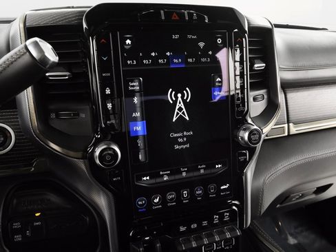 Used 2019 RAM 2500 Limited image 34