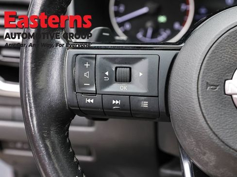 Used 2023 Nissan Rogue SL w/ SL Premium Package AWD/4WD image 16