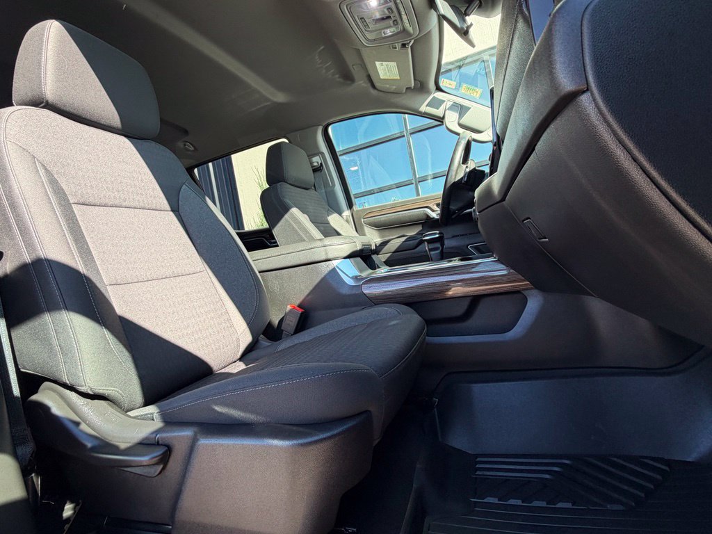 Used 2024 Chevrolet Silverado 1500 RST AWD/4WD image 21