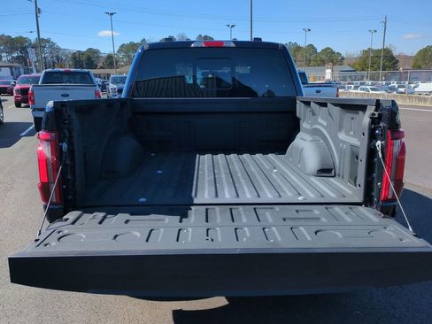 Used 2025 Ford F150 Lariat w/ Equipment Group 501A Mid image 7