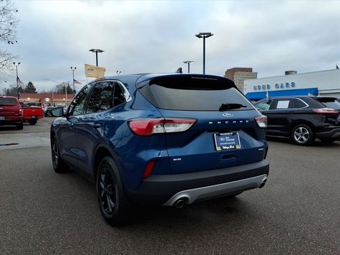 Certified 2022 Ford Escape SE image 9