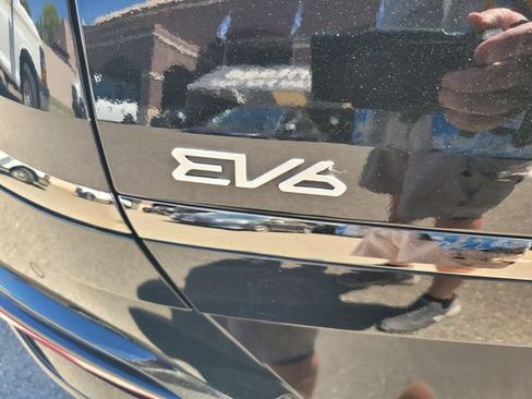 Used 2023 Kia EV6 GT-Line w/ GT-Line Suede Seat Package AWD/4WD image 7