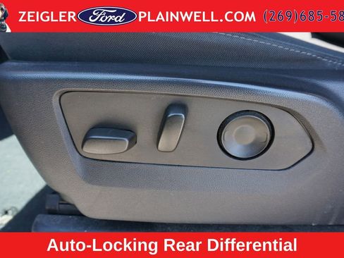 Used 2023 GMC Sierra 1500 Elevation AWD/4WD image 16