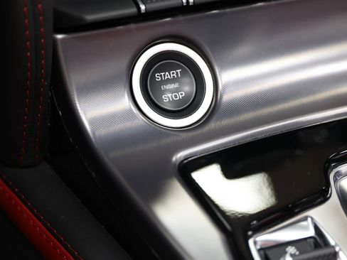 Used 2024 Jaguar F-TYPE R image 33