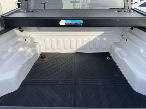 Used 2022 Ford Maverick XLT FWD image 46