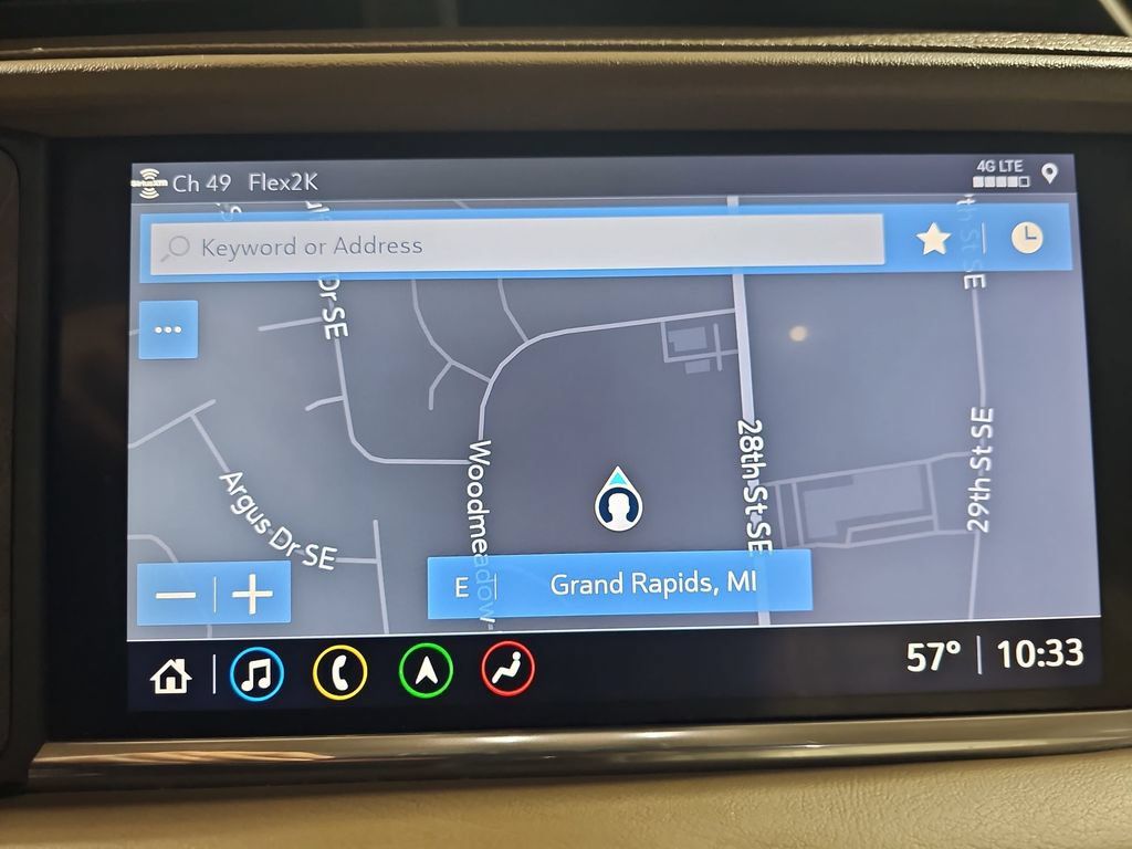 Certified 2021 GMC Yukon XL Denali w/ Denali Premium Package AWD/4WD image 30