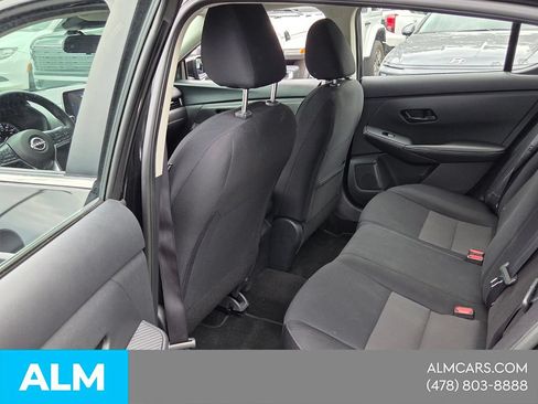 Used 2024 Nissan Sentra SV FWD image 15