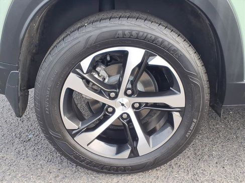 Used 2024 Chevrolet Trax RS w/ Driver Confidence Package image 7