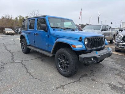 Used 2024 Jeep Wrangler Unlimited w/ Convenience Group