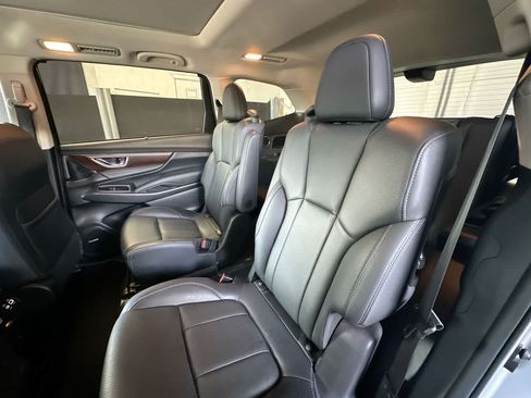 Used 2023 Subaru Ascent Touring AWD/4WD image 22