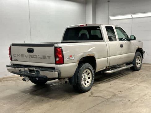 Used 2007 Chevrolet Silverado 1500 W/T w/ Light Duty Power Package AWD/4WD image 22