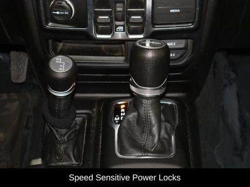 Used 2022 Jeep Gladiator Sport AWD/4WD image 27