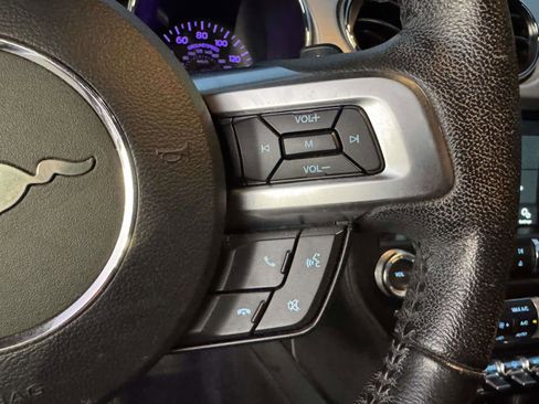 Used 2016 Ford Mustang Premium image 22