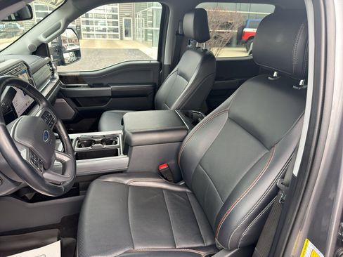 Used 2024 Ford F250 Lariat w/ Chrome Package image 15