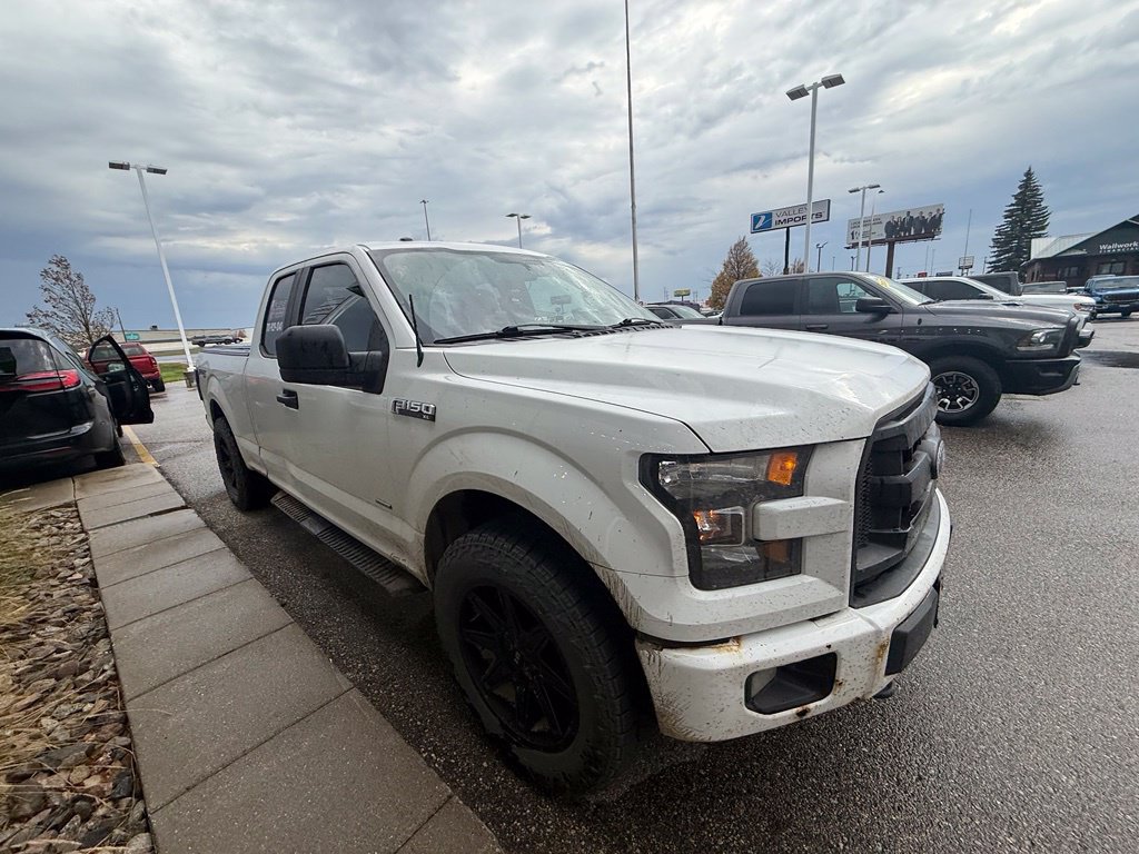 Used 2015 Ford F150 XL w/ Equipment Group 101A Mid AWD/4WD image 2