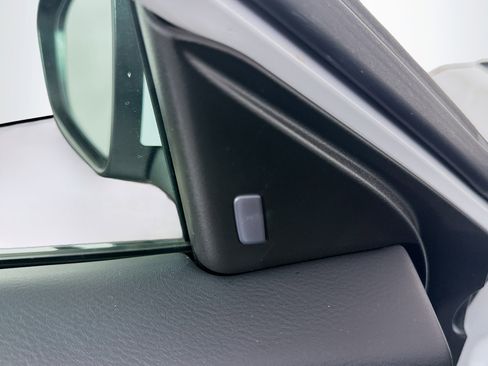 Used 2024 Nissan Sentra S image 16