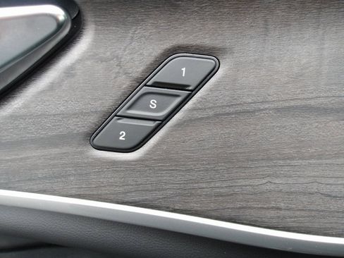 New 2025 Jeep Grand Cherokee Limited image 16