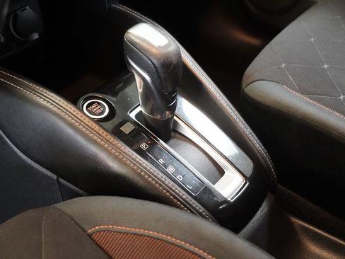 Used 2019 Nissan Kicks SR FWD image 22