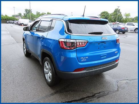 Used 2021 Jeep Compass Latitude AWD/4WD image 5