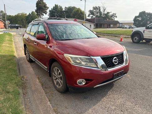 Used 2014 Nissan Pathfinder SL w/ SL Premium Package AWD/4WD image 10