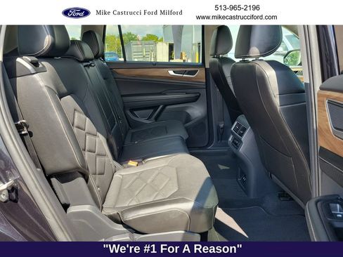 Used 2024 Volkswagen Atlas SE w/ Panoramic Sunroof Package AWD/4WD image 30