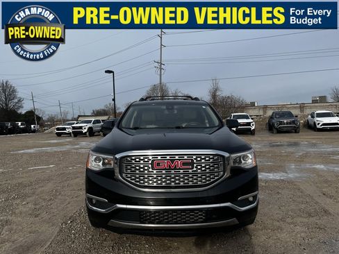 Used 2017 GMC Acadia Denali w/ Technology Package image 3