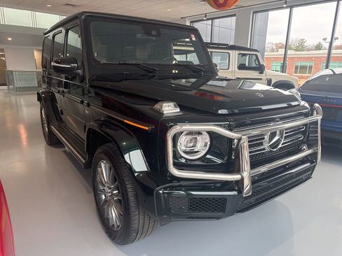 Used 2022 Mercedes-Benz G 550 G 550 image 3