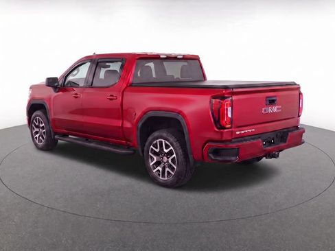 Used 2018 GMC Sierra 1500 SLT AWD/4WD image 3