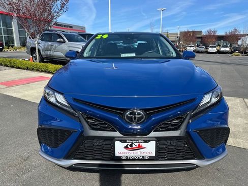 Used 2024 Toyota Camry XSE w/ Navigation Package image 8