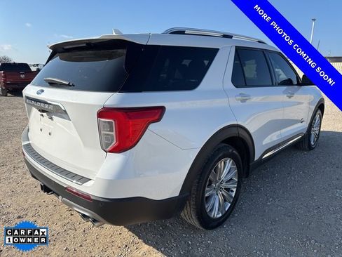 Used 2021 Ford Explorer King Ranch w/ Premium Technology Package image 5