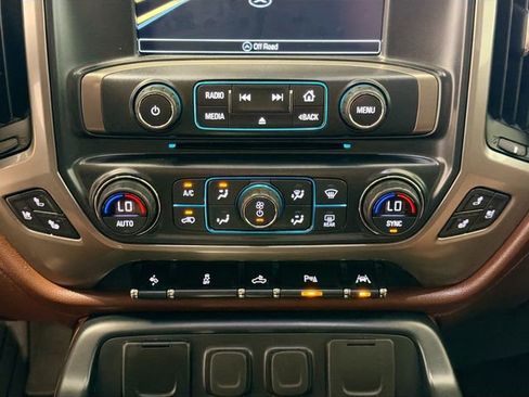 Certified 2018 Chevrolet Silverado 1500 High Country AWD/4WD image 16
