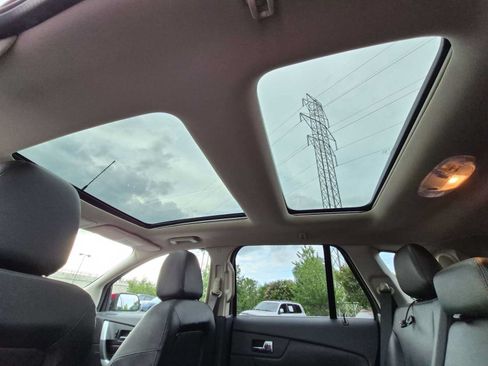 Used 2014 Ford Edge Limited w/ Equipment Group 302A AWD/4WD image 23