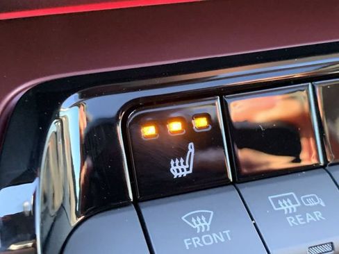 New 2026 Toyota Prius Plug-In Hybrid FWD image 28