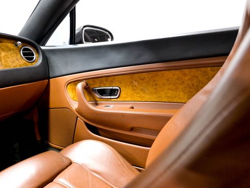 Used 2004 Bentley Continental GT AWD/4WD image 14