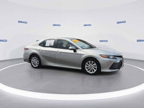 Used 2023 Toyota Camry LE FWD image 9