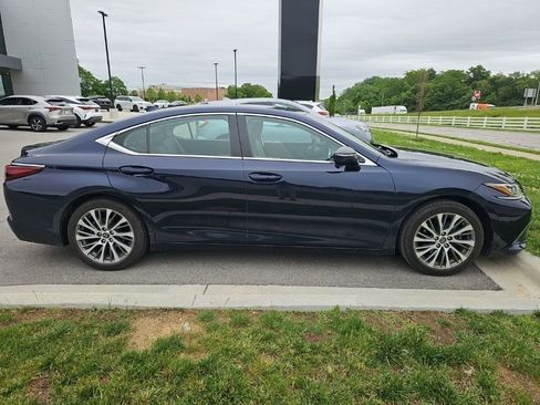 Used 2019 Lexus ES 350 FWD image 2