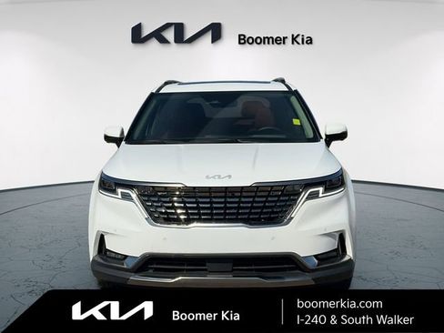 Used 2024 Kia Carnival SX Prestige image 2