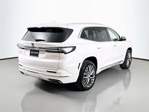 Used 2025 Buick Enclave Avenir w/ Super Cruise Package FWD image 7