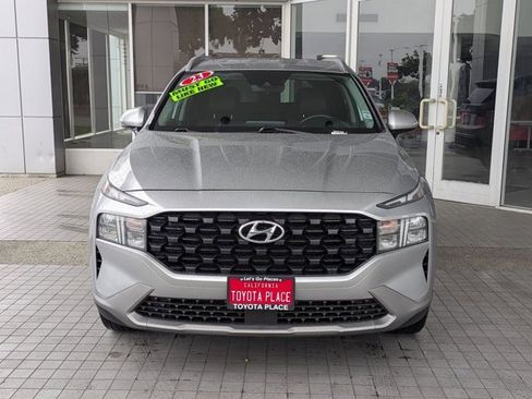 Used 2023 Hyundai Santa Fe SEL image 2