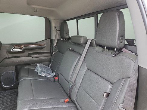Used 2024 GMC Sierra 1500 Elevation w/ Elevation Premium Package image 10
