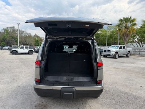 Used 2024 Lexus GX 550 w/ Cold Area Package image 43