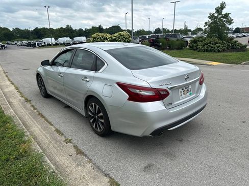 Used 2018 Nissan Altima 2.5 SL FWD image 4