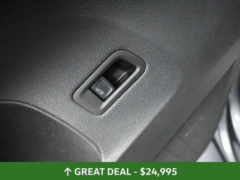 Used 2024 Volkswagen Atlas Cross Sport SE image 33