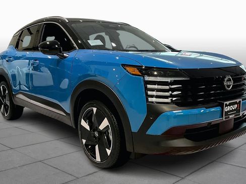 New 2025 Nissan Kicks SR image 2