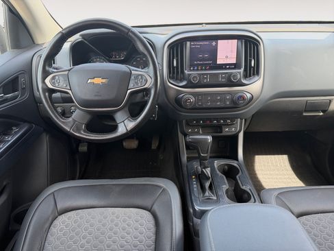 Used 2021 Chevrolet Colorado Z71 AWD/4WD image 10