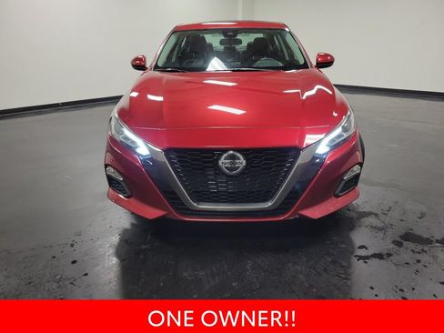 Used 2020 Nissan Altima 2.5 SR w/ Premium Package AWD/4WD image 3