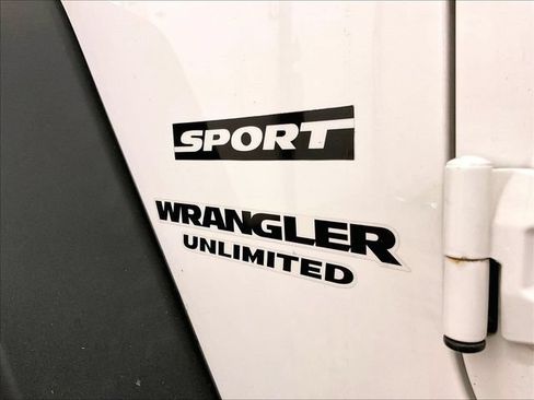 Used 2013 Jeep Wrangler Unlimited Sport AWD/4WD image 14