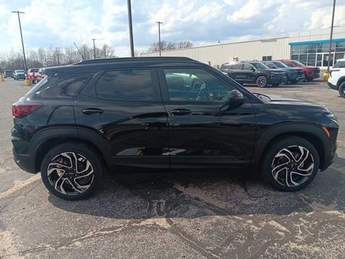 New 2026 Chevrolet TrailBlazer RS w/ Convenience Package AWD/4WD image 8