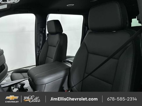 New 2026 Chevrolet Suburban LT w/ Comfort Package image 38